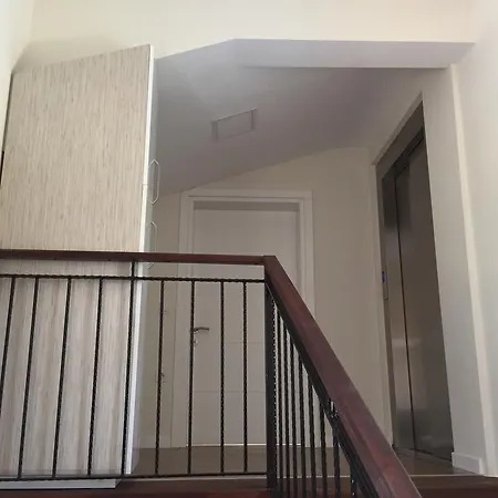 别墅 Crescent Twins -white