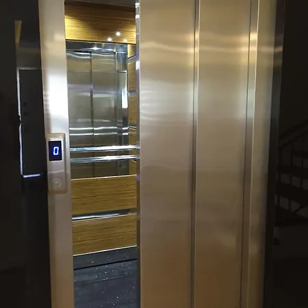 Crescent Twins -white 别墅 *