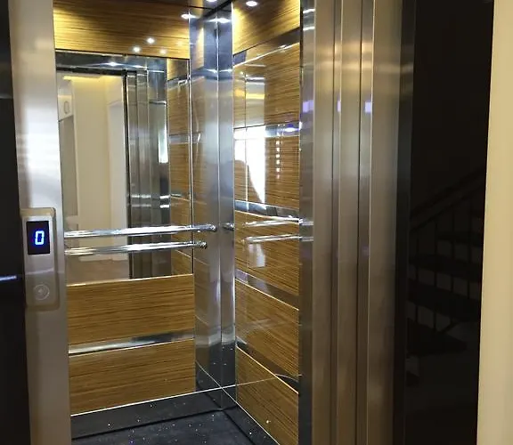 Crescent Twins -white Dalyan