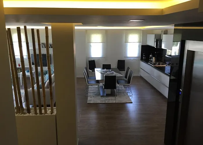 Villa Crescent Twins -white *