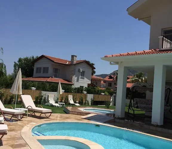 Crescent Twins -white * Dalyan