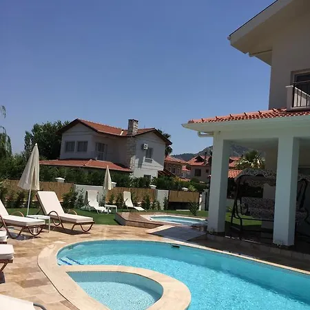 Crescent Twins -white * Dalyan