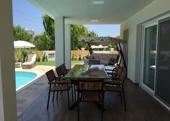 Crescent Twins -white * Dalyan